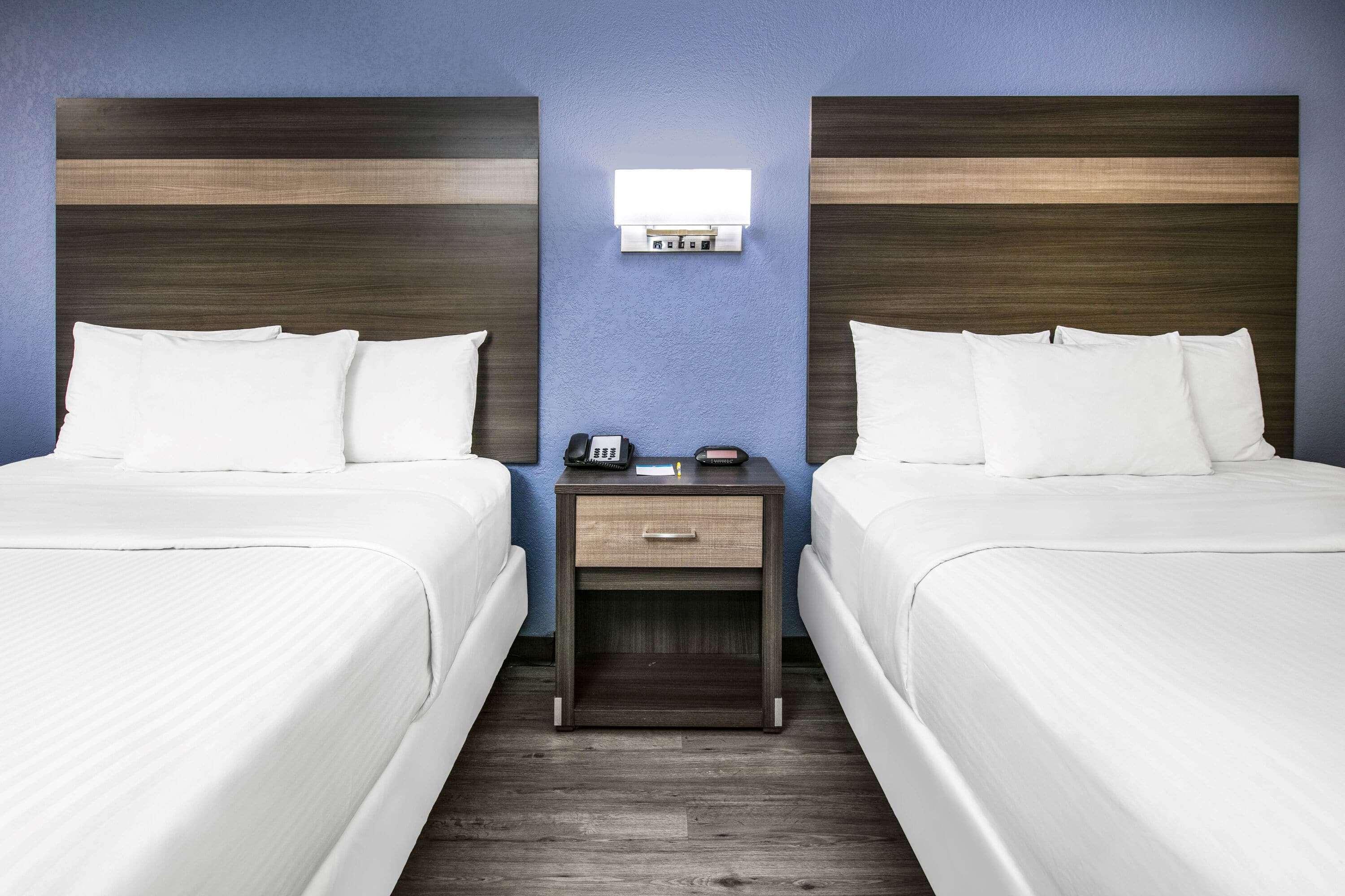 Days Inn By Wyndham Waco Near Downtown University Bagian luar foto